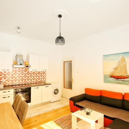 Family Apartment Rijeka Exterior photo