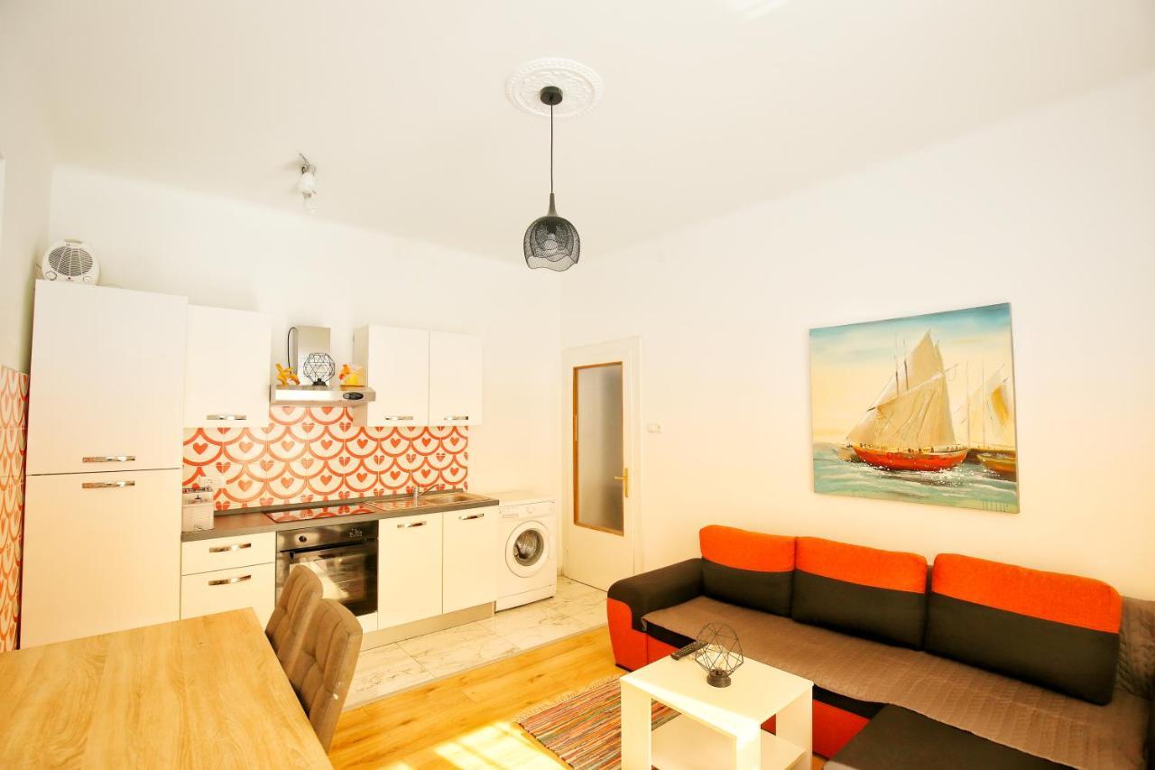 Family Apartment Rijeka Exterior photo